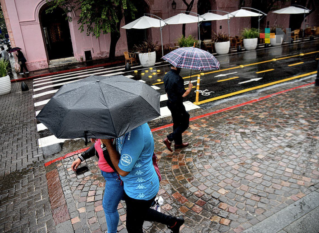 Continúa tiempo favorable para lluvias y tormentas, con viento